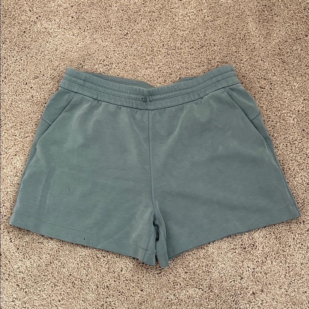 Lululemon Athletica Sofstreme shorts